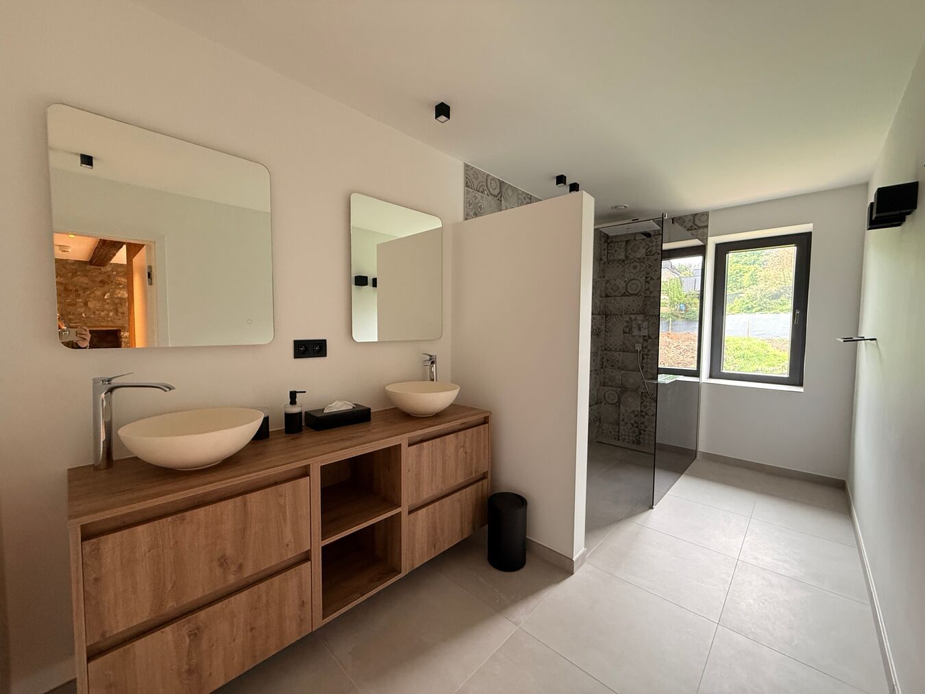 RENOVATION d'une HABITATION et CREATION d'une MAISON d'HOTES